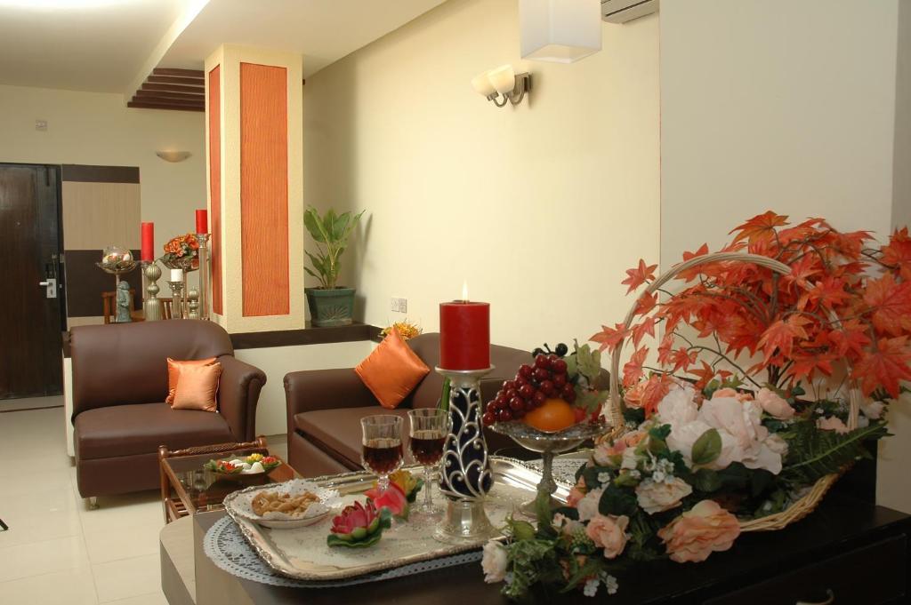 Istay Hotels Infantry Road Bangalore Exteriör bild