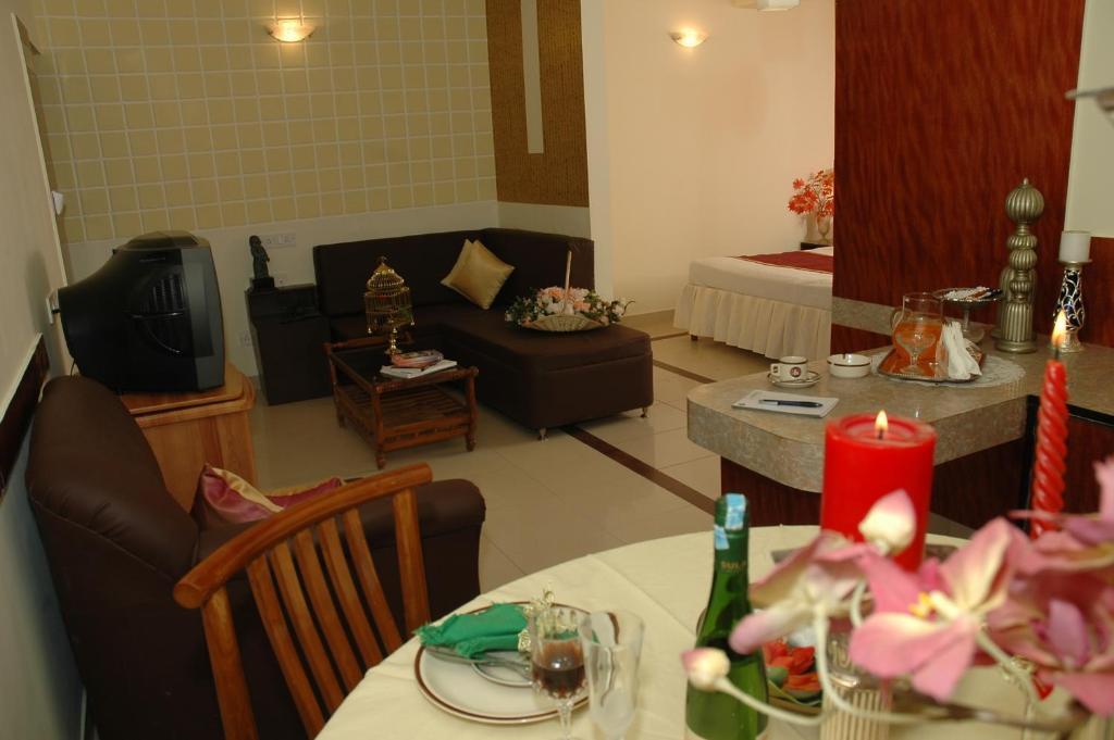 Istay Hotels Infantry Road Bangalore Exteriör bild