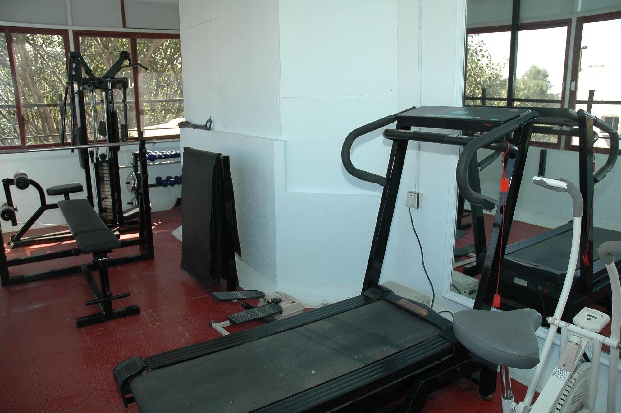 Istay Hotels Infantry Road Bangalore Exteriör bild